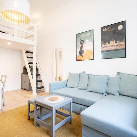 Youth Motive Studio With Gallery บูดาเปสต์ ภายนอก รูปภาพ